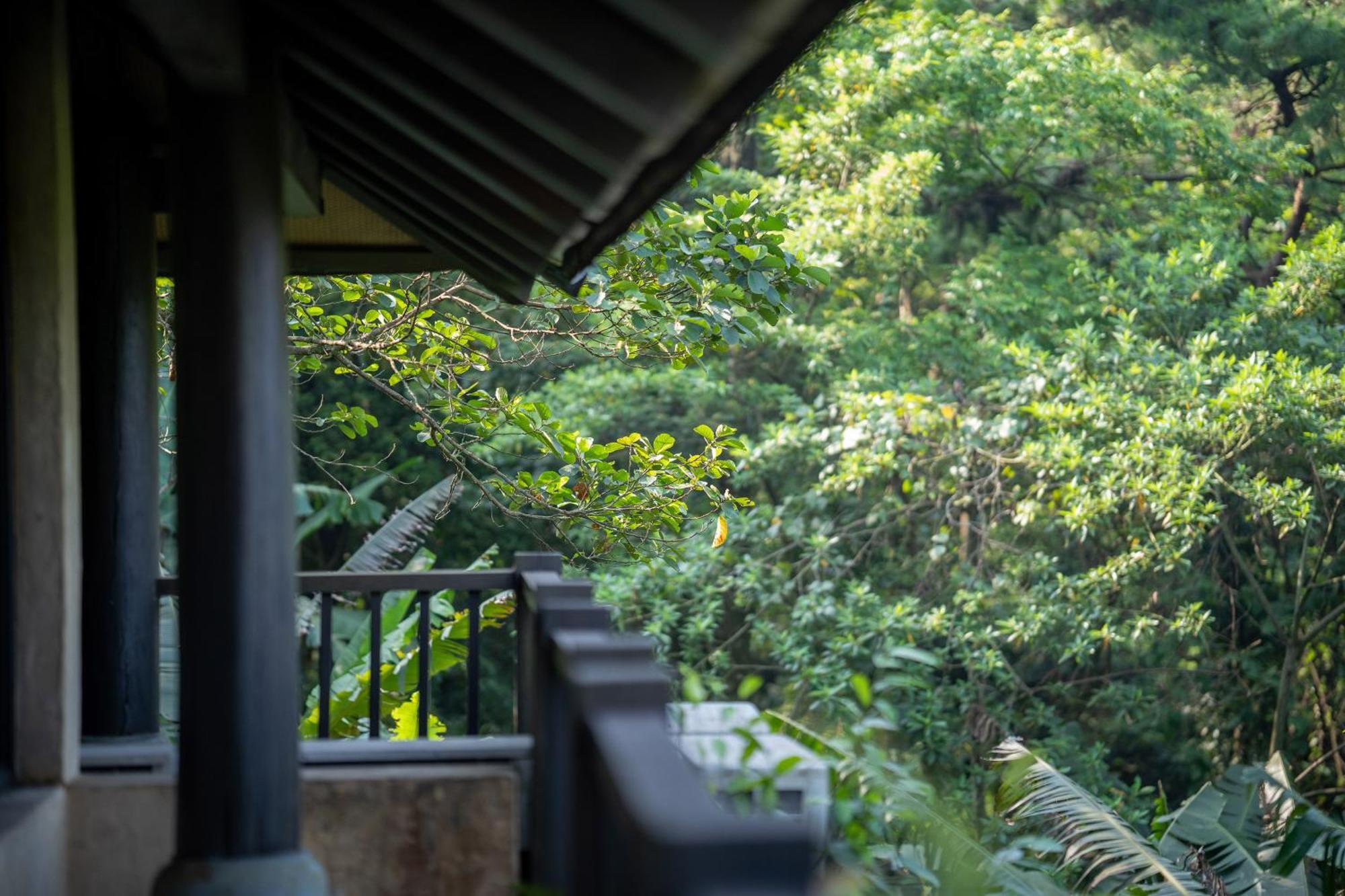 Hotel Melia Ba VI Mountain Retreat à Hanoï Extérieur photo